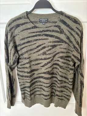 Repeat 100% Cashmere Olive & Black Crew Neck Sweater